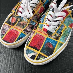National Geographic - Vans - Size 8